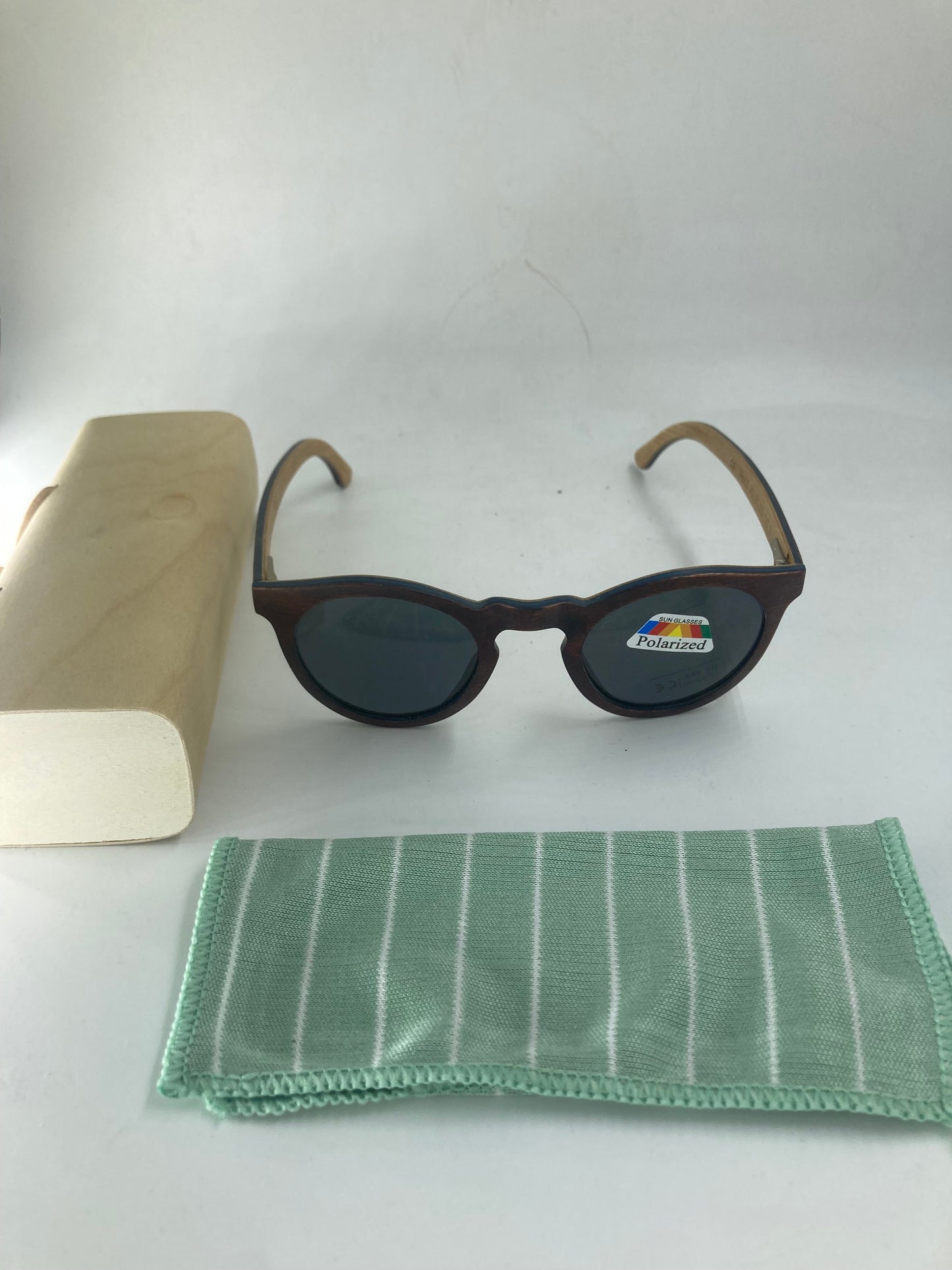 15. Sonnenbrille, Rahmen komplett aus Holz klein skateboard schwarz - polarized und uv400