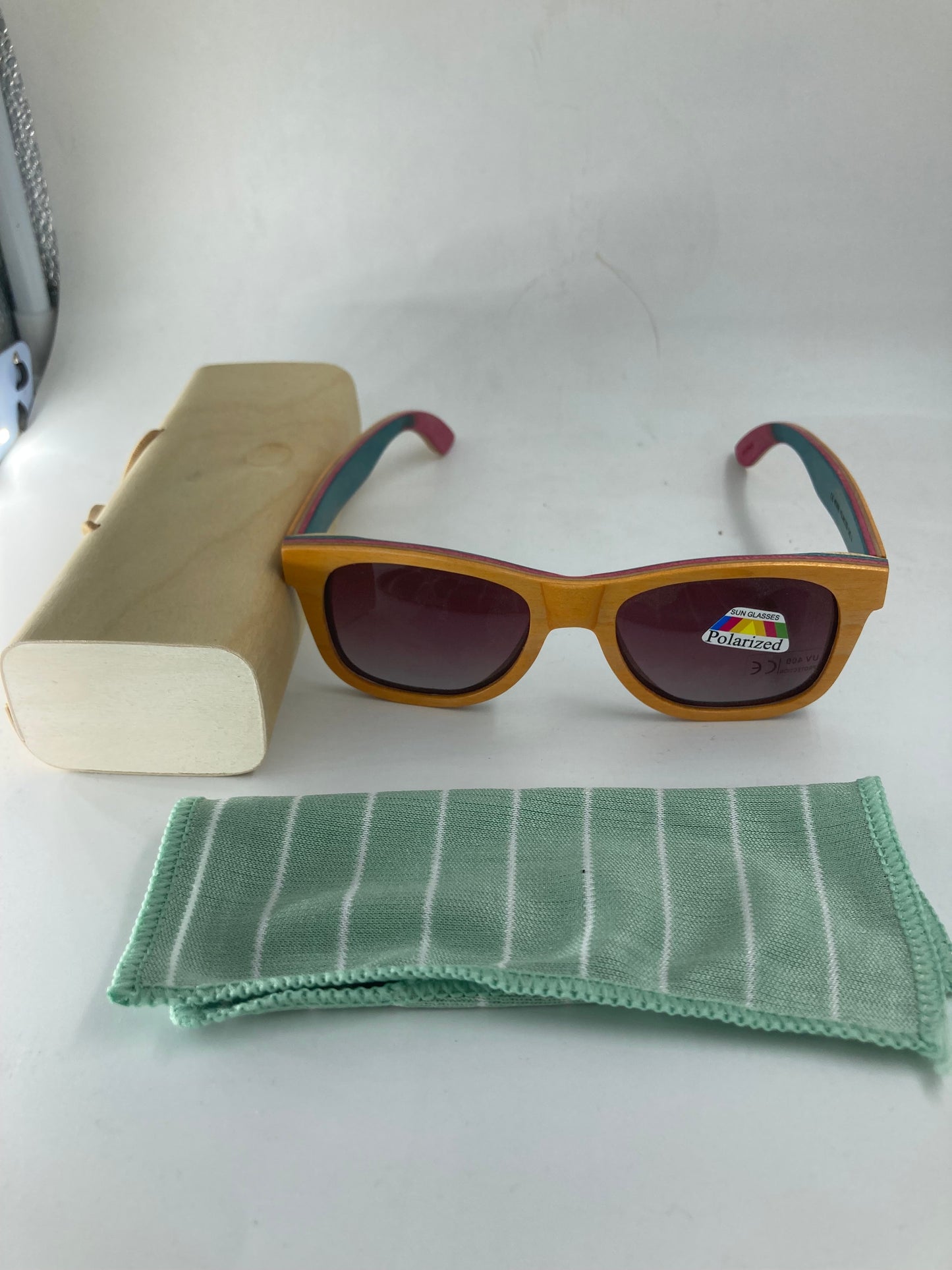 14. Sonnenbrille, Rahmen komplett aus Holz skateboard orange - mit schwarz linse - polarized und uv400