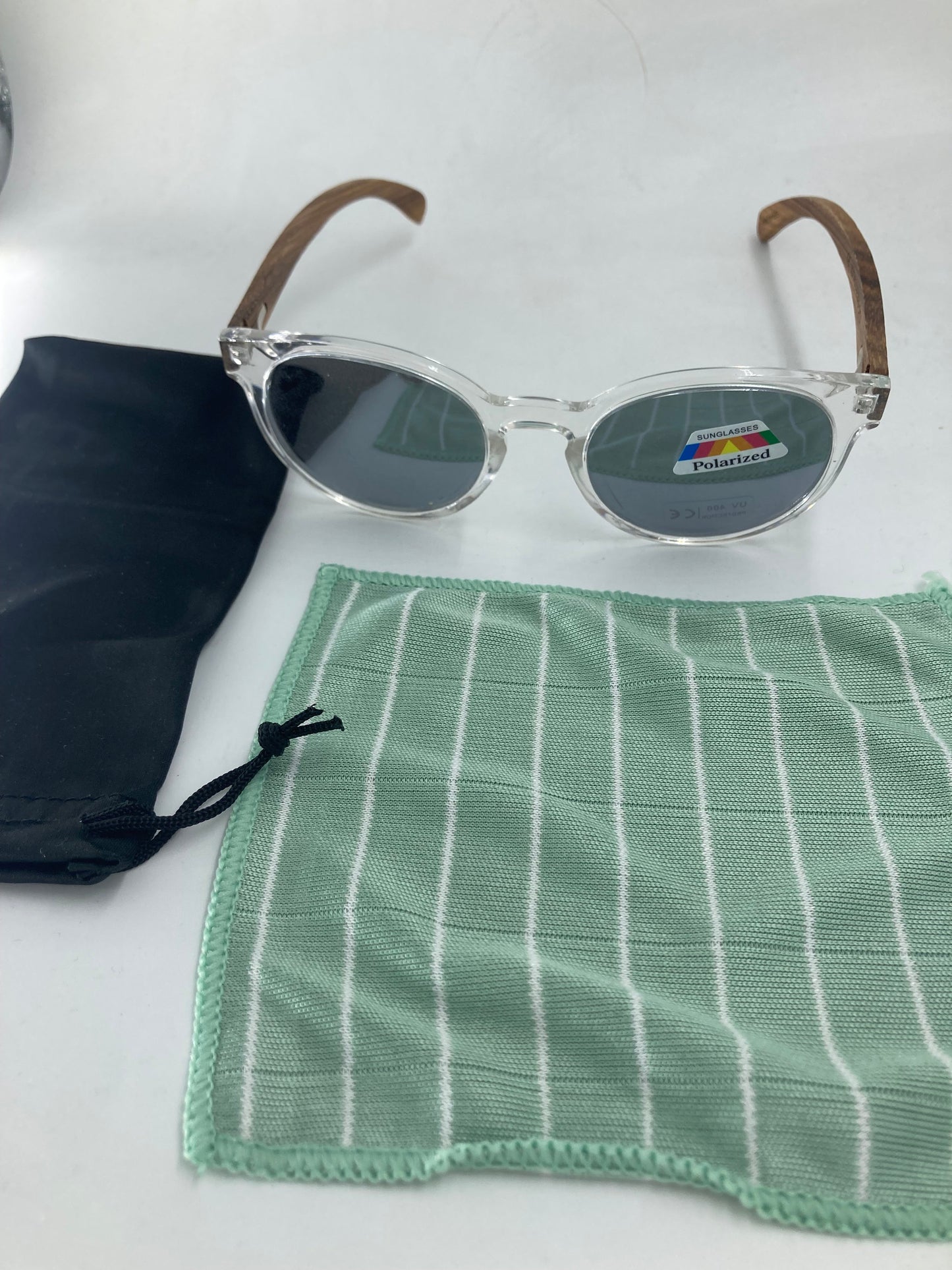 46. Sonnenbrille, Bügel aus Bambus und holz sonnenbrille speigel mit schwarz linse , bügel aus nussbaum , polarized und uv400 schutz
