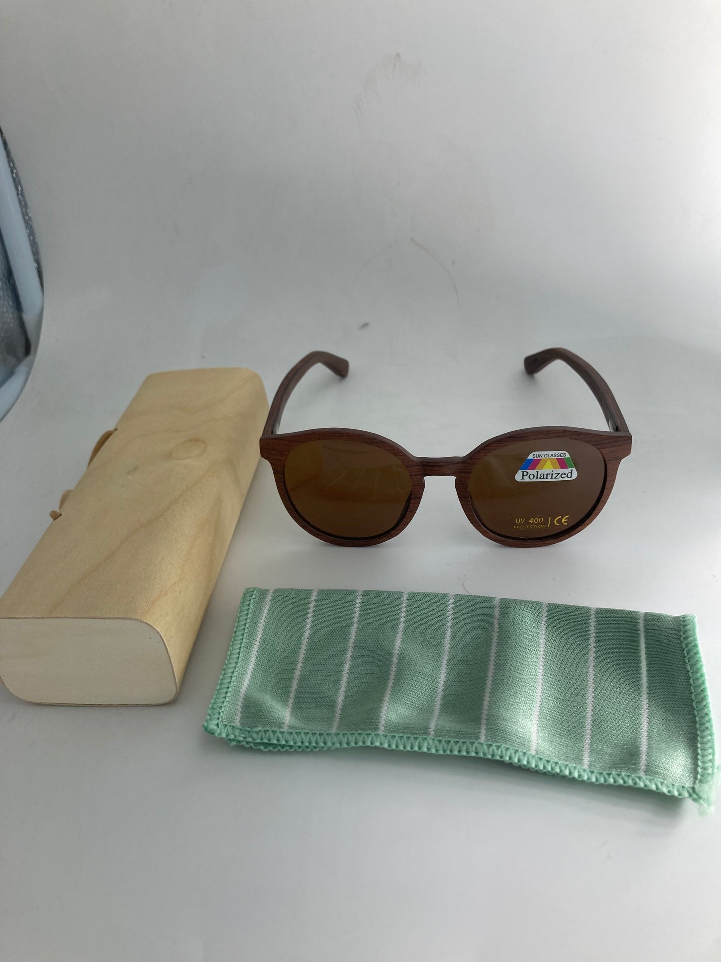1. Sonnenbrille, Rahmen komplett aus Holz rosenholz mit braun linse - polarized und uv400