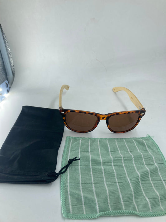 62. Sonnenbrille, Bügel aus Bambus und holz tiger  sonnenbrille mit braun linse,metal pip auf ecke,bügel aus bambus,uv400 schutz