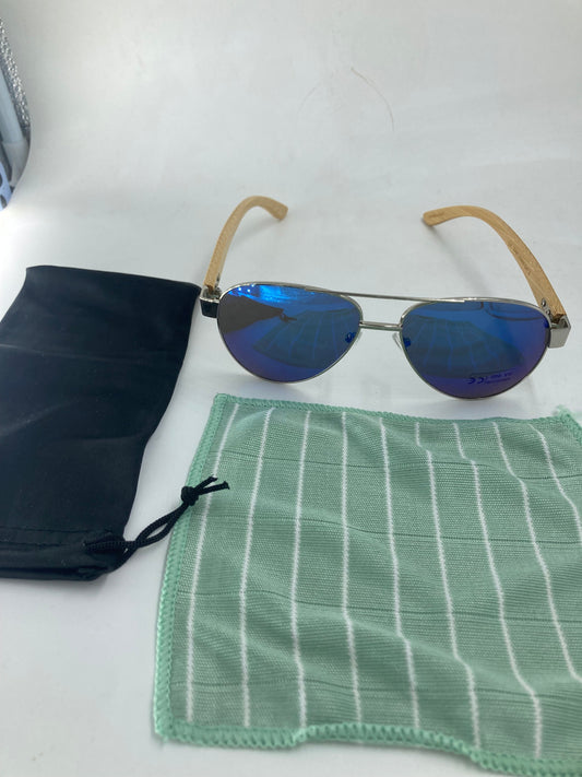 36. Sonnenbrille, Bügel aus Bambus und holz Pilotenbrillen blau mit schwarz linse , bügel aus bambus ,uv400 schutz