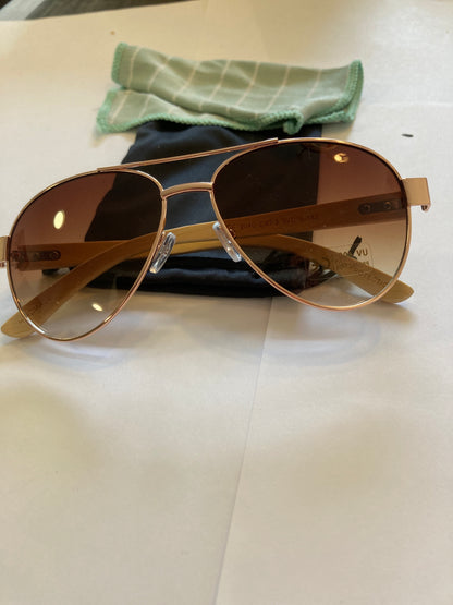 24.Sonnenbrille, Bügel aus Bambus und holz Pilotenbrillen blau mit schwarz linse , bügel aus bambus ,uv400 schutz