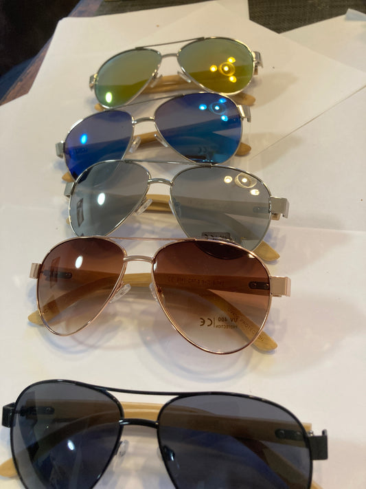 24.Sonnenbrille, Bügel aus Bambus und holz Pilotenbrillen blau mit schwarz linse , bügel aus bambus ,uv400 schutz