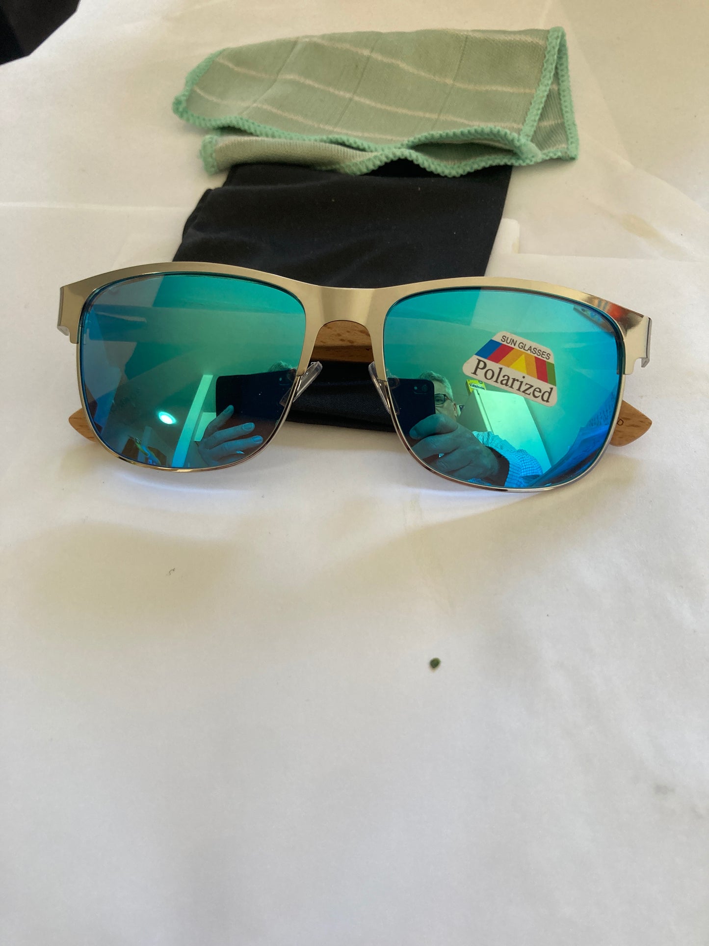 17.Sonnenbrille, Bügel aus Bambus und holz größe mit metallrahmen -schwarz oder braun linse,nussbaum linse , polarized und uv400 schutz