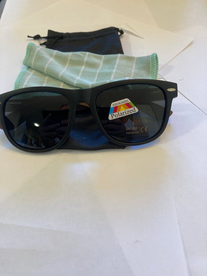 29.Sonnenbrille, Bügel aus Bambus und holz sonnenbrille schwarz mit schwarz linse , und uv400 Schutz und polarized