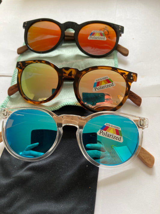 22. Sonnenbrille, Bügel aus  holz verschiedene farbarten mit verschiedenen farbarten linsen  , polarized und uv400 schutz