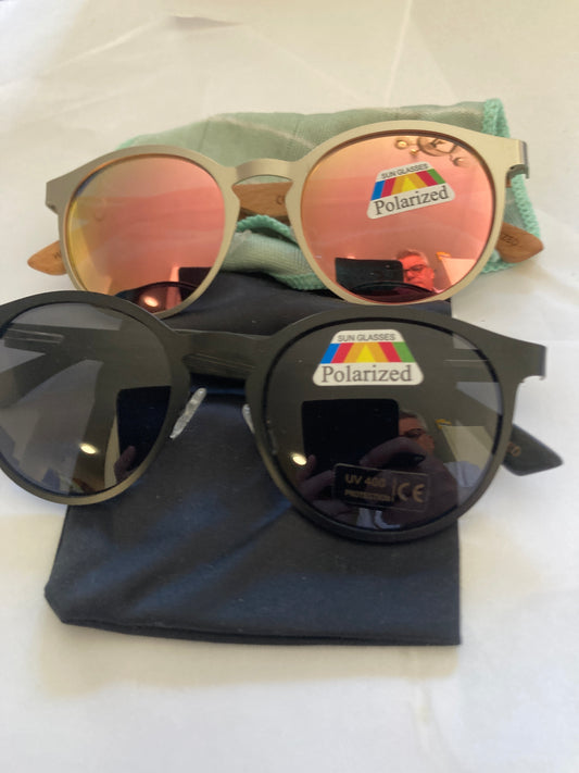 16. Sonnenbrille, Bügel aus Bambus und holz schwarz mit metallrahmen - schwarz linse ,bügel aus nussbaum , polarized und uv400 schutz